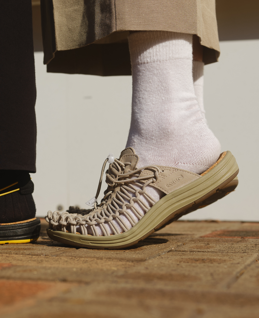All Gender UNEEK II Convertible Pale Lilac/Plaza Taupe