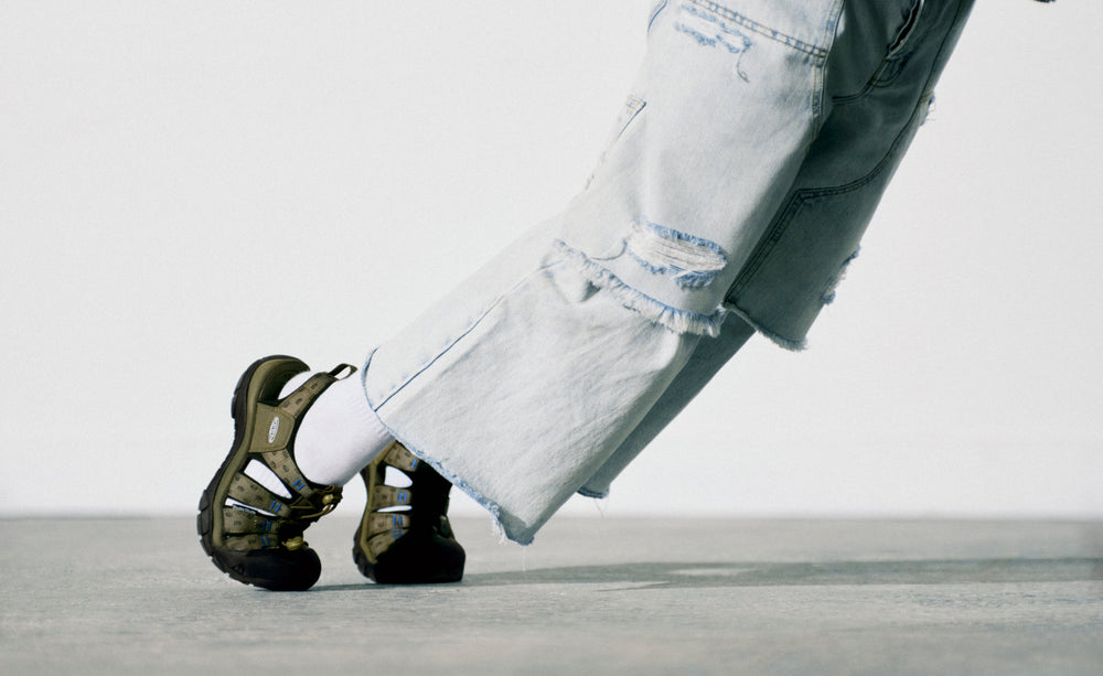 Men's Newport Retro Sandal x Études Studio Etudes Olive