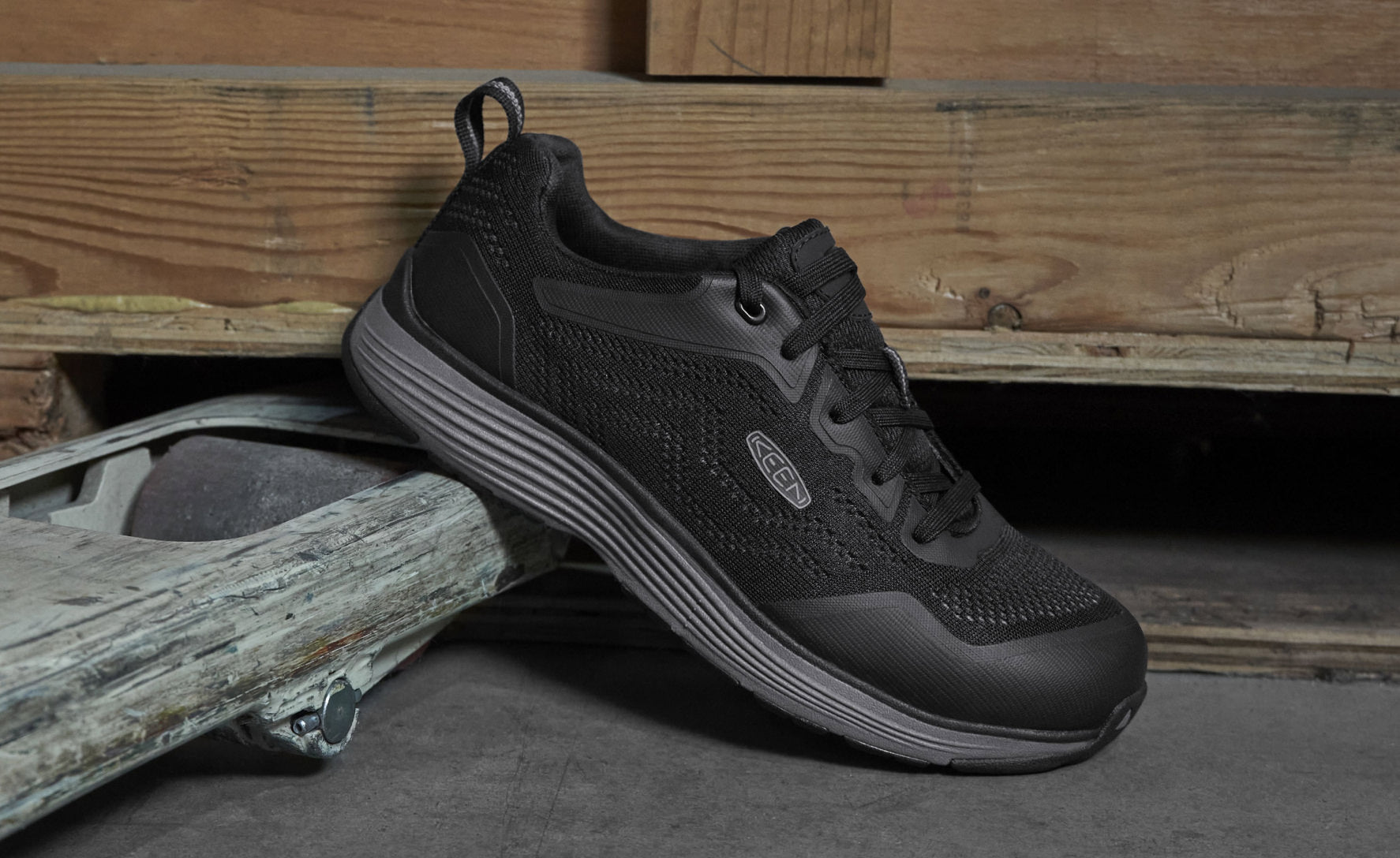 Women's Sparta 2 ESD (Aluminum Toe) Magnet/Safari