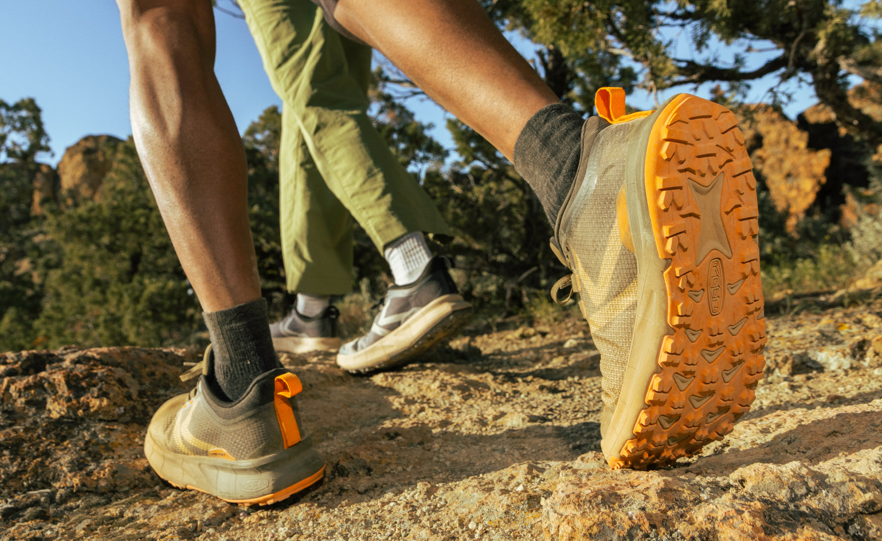 Women's 450 Dirt Hiking Shoe Birch/Nectarine