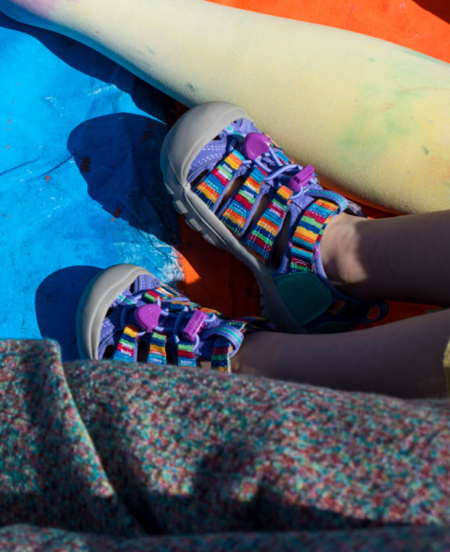 Little Kids' Newport H2 Sandal x Iro To Ikiru Wo Tukuru Fuku Iro To Ikiru Wo Tukuru Fuku